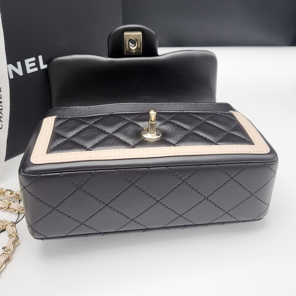 Brand new authentic Chanel two-tone mini flap bag from 23B - Picture 10 of 17
